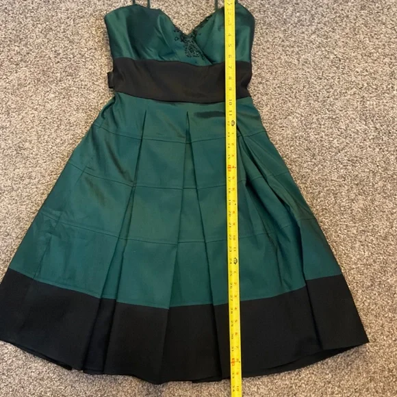 OC by Oleg Cassini Dark Green Black Spaghetti Strap Dress Sz 4 Lined Sequined - Picture 11 of 16